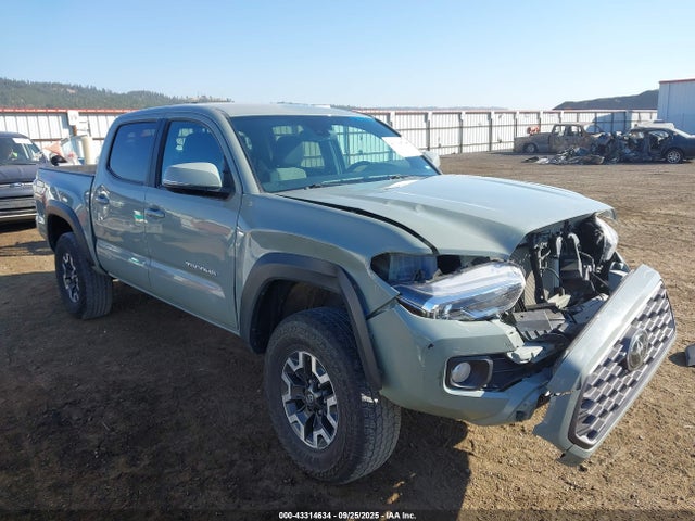 Продажа на аукционе авто 2022 Toyota Tacoma Trd Off Road, vin: 3TMCZ5AN8NM472963, номер лота: 43314634