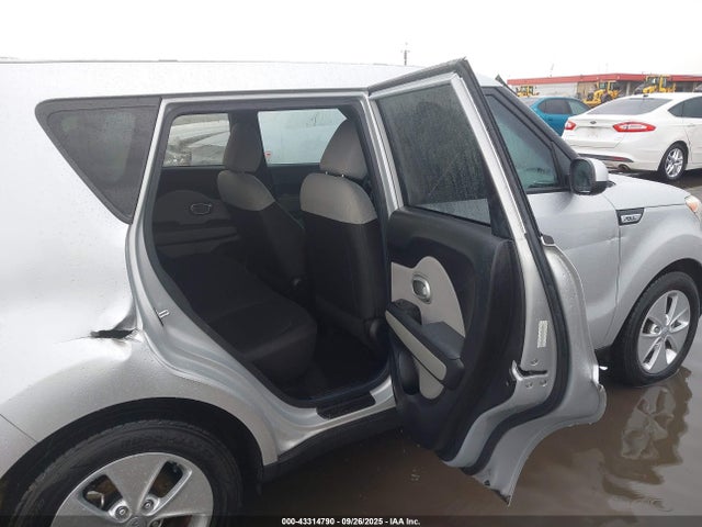 KIA dohc gdi gamma 2015 KNDJN2A22F7785025 Image 8