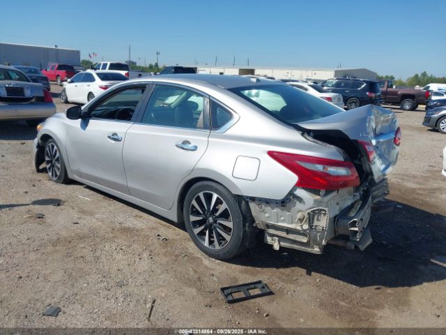 2018 NISSAN ALTIMA 1N4AL3APXJC165584 Photo 2