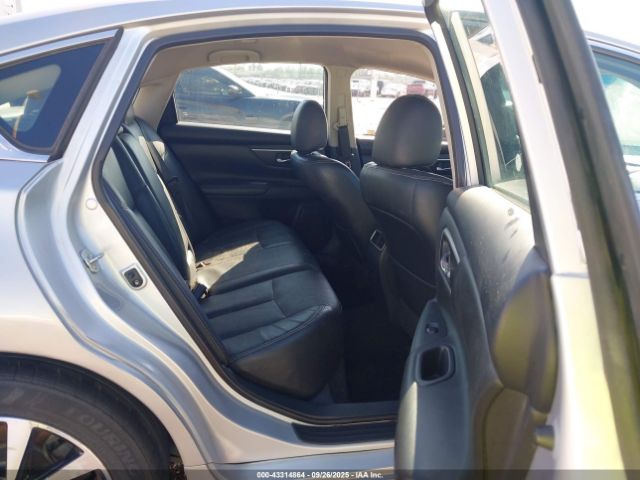 2018 NISSAN ALTIMA 1N4AL3APXJC165584 Photo 7