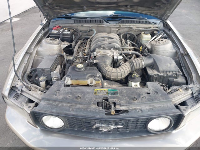 2005 Ford Mustang Gt მანქანა იყიდება აუქციონზე, vin: 1ZVFT85H755185752, აუქციონის ნომერი: 43314963