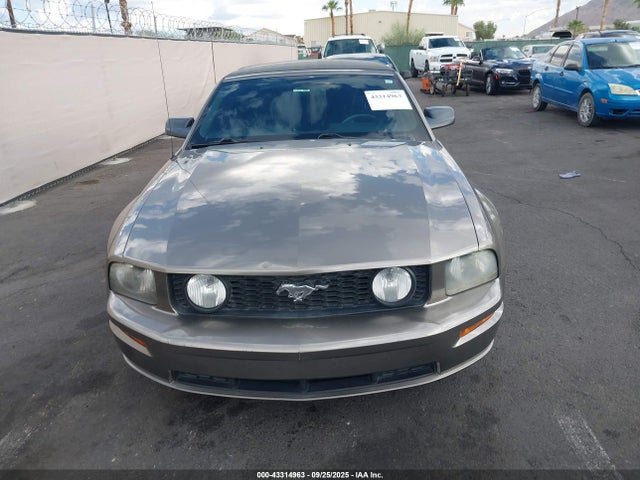 2005 Ford Mustang Gt მანქანა იყიდება აუქციონზე, vin: 1ZVFT85H755185752, აუქციონის ნომერი: 43314963
