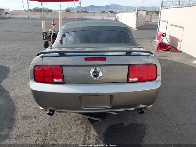 2005 Ford Mustang Gt მანქანა იყიდება აუქციონზე, vin: 1ZVFT85H755185752, აუქციონის ნომერი: 43314963