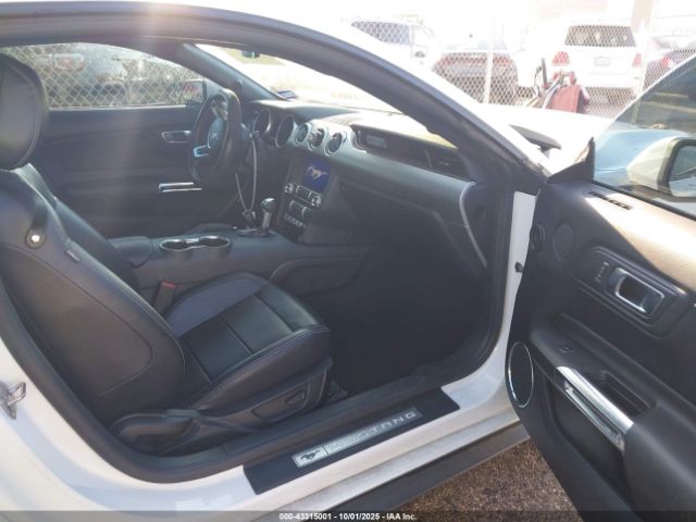 2022 FORD MUSTANG 1FA6P8TH0N5102002 Photo 4