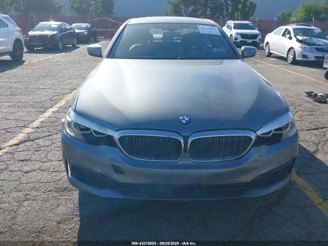BMW 530e 2018 WBAJA9C52JB253014 Image 13