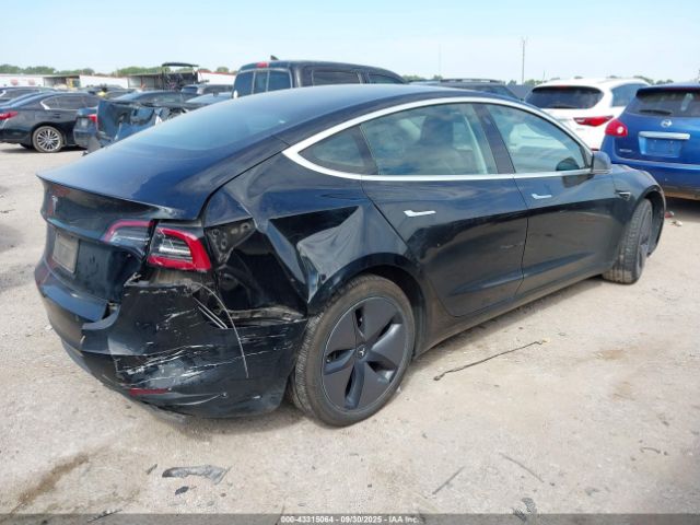2019 TESLA MODEL 3 5YJ3E1EA0KF297961 Photo 3