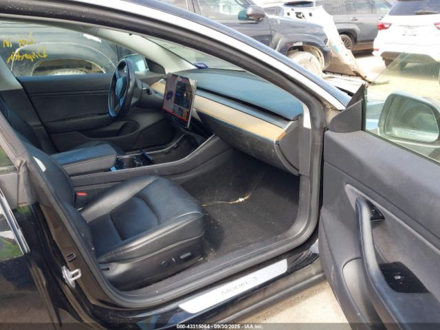 2019 TESLA MODEL 3 5YJ3E1EA0KF297961 Photo 4