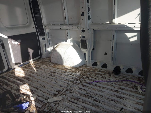 RAM Promaster 1500 2016 3C6TRVNG3GE119966 Image 8
