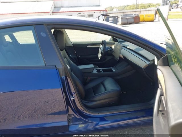 2022 TESLA MODEL 3 5YJ3E1EB8NF190928 Photo 4