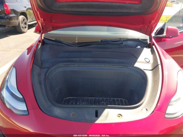 2021 TESLA MODEL Y 5YJYGDEE7MF141276 Photo 9