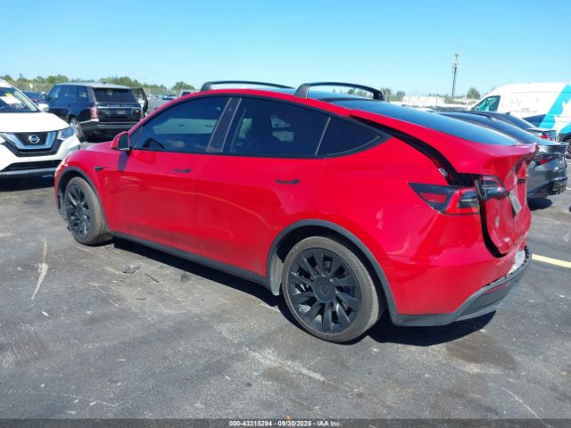 2021 TESLA MODEL Y 5YJYGDEE7MF141276 Photo 2