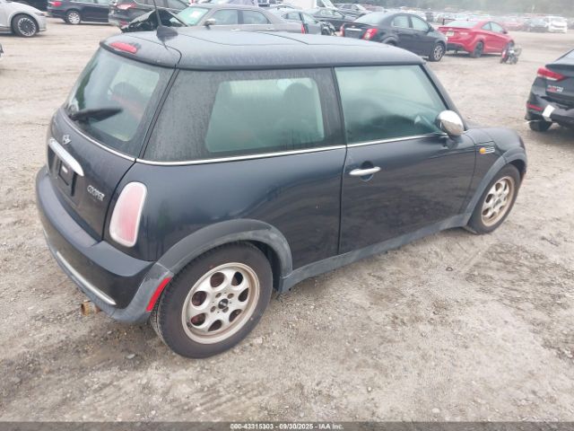 2005 MINI COOPER WMWRC33515TK62376 Photo 3