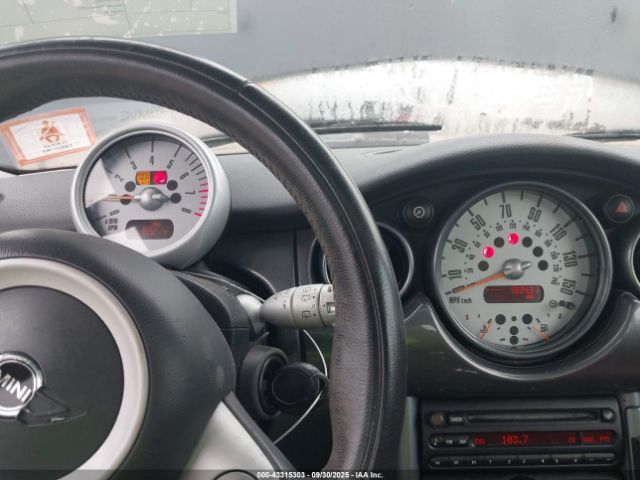 2005 MINI COOPER WMWRC33515TK62376 Photo 6