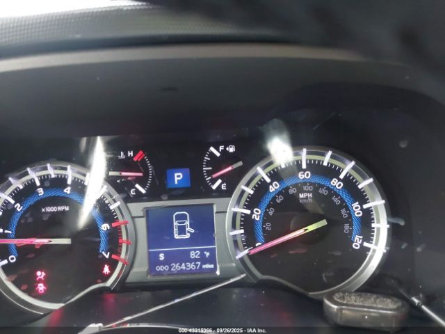 2018 TOYOTA 4RUNNER JTEZU5JR5J5187063 Photo 6