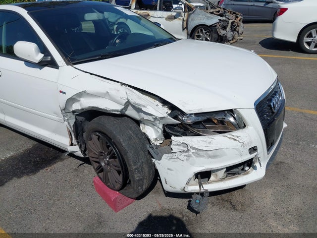 2012 AUDI A3 WAUKEAFM5CA128577 Photo 5