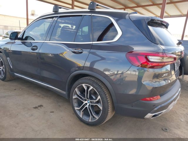 2020 BMW X5 5UXCR4C04L9C22791 Photo 2