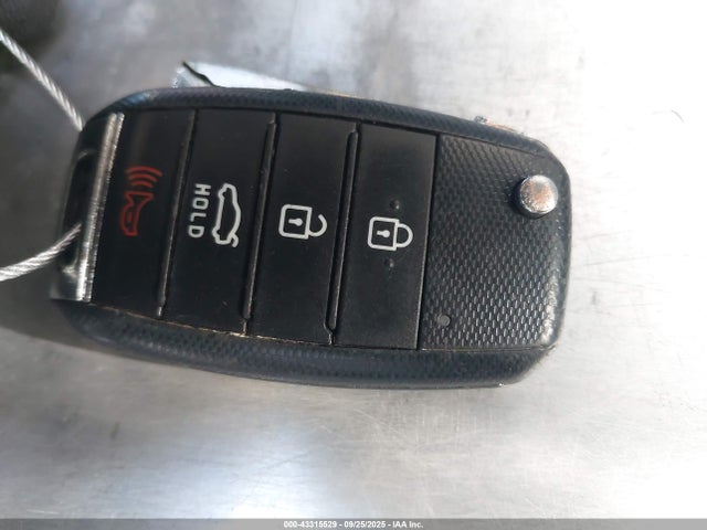 5XXGT4L38JG259984 KIA Optima Lx