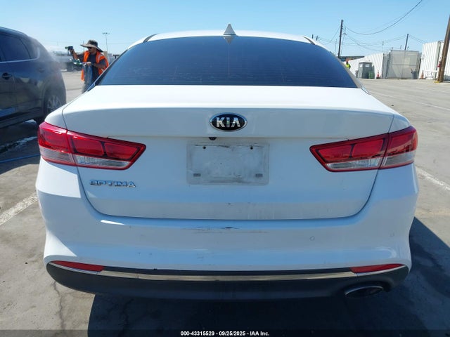5XXGT4L38JG259984 KIA Optima Lx