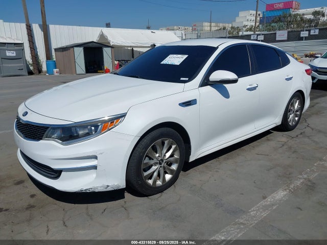 5XXGT4L38JG259984 KIA Optima Lx