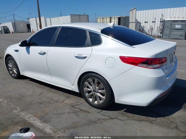 5XXGT4L38JG259984 KIA Optima Lx