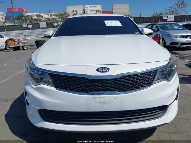 5XXGT4L38JG259984 KIA Optima Lx