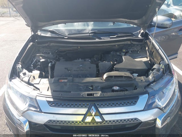 2019 MITSUBISHI OUTLANDER JA4AD3A37KZ014232 Photo 9