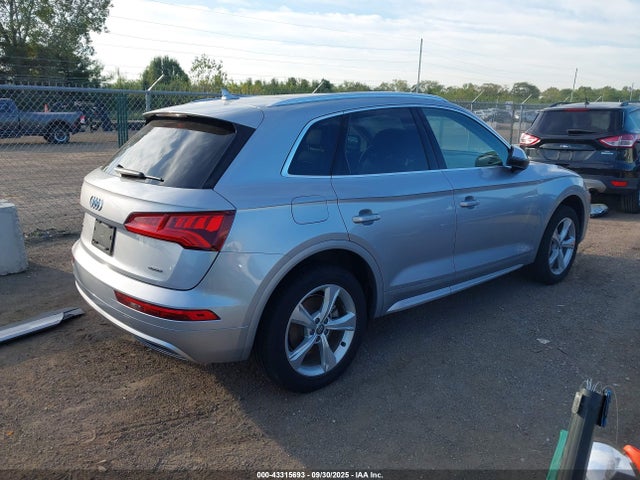 2020 AUDI Q5 WA1ANAFY1L2011679 Photo 3