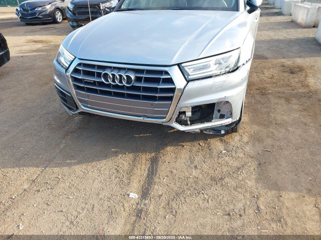 2020 AUDI Q5 WA1ANAFY1L2011679 Photo 5