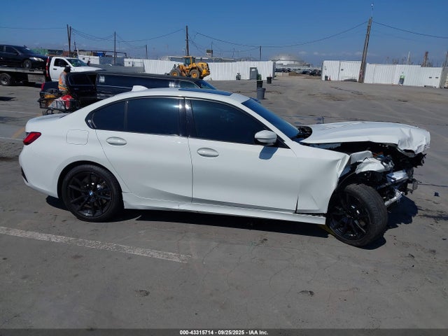 3MW5R1J00L8B18945 BMW 330I