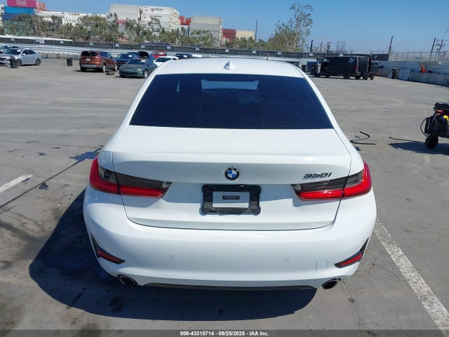 3MW5R1J00L8B18945 BMW 330I