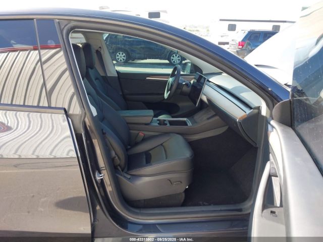 2025 TESLA MODEL Y 7SAYGAEE8SF293792 Photo 4