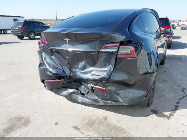 2025 TESLA MODEL Y 7SAYGAEE8SF293792 Photo 5