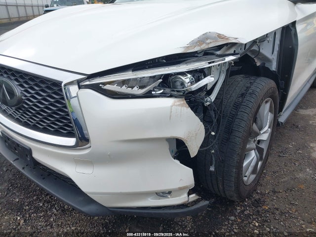 Infiniti 2019 2019 3PCAJ5M10KF133718 Image 18