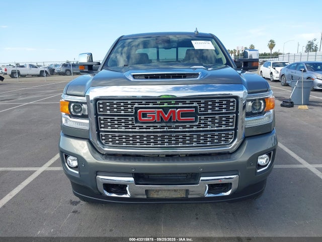 1GT12UEYXJF127194 GMC l5p - direct injection, duramax, gen 5, var 1