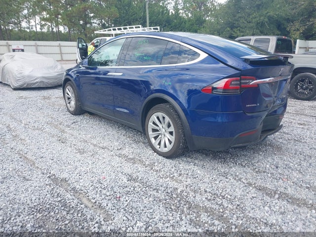Tesla MODEL X 2017 5YJXCDE28HF052237 Image 3