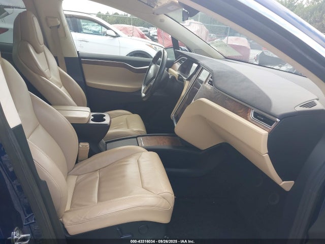 Tesla MODEL X 2017 5YJXCDE28HF052237 Image 5