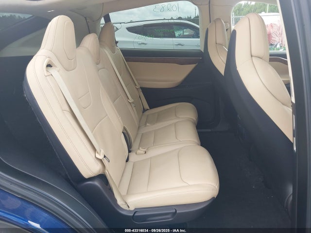 Tesla MODEL X 2017 5YJXCDE28HF052237 Image 8
