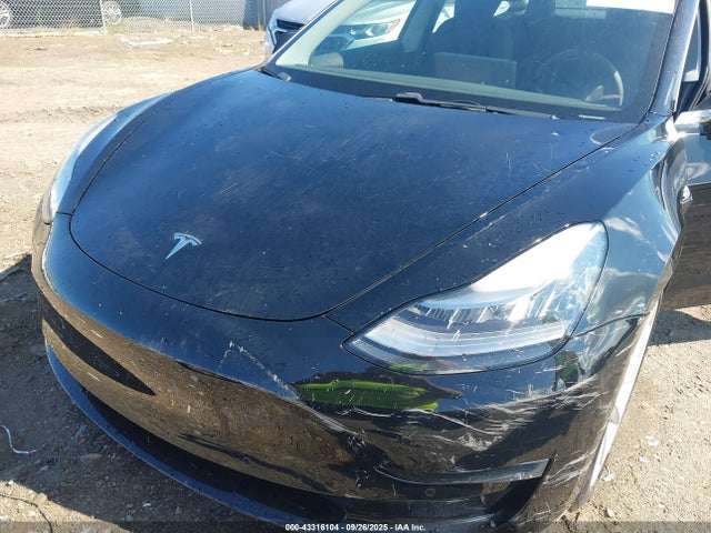2018 TESLA MODEL 3 5YJ3E1EB9JF069190 Photo 5