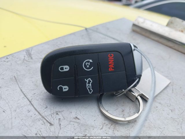 2019 CHRYSLER 300 2C3CCAEG3KH687171 Photo 10