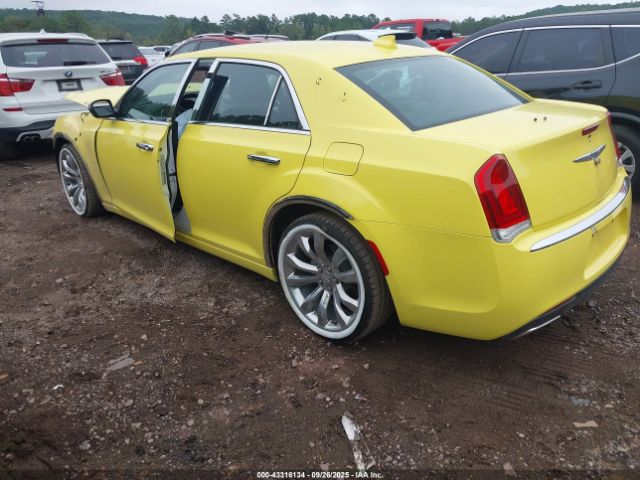2019 CHRYSLER 300 2C3CCAEG3KH687171 Photo 2