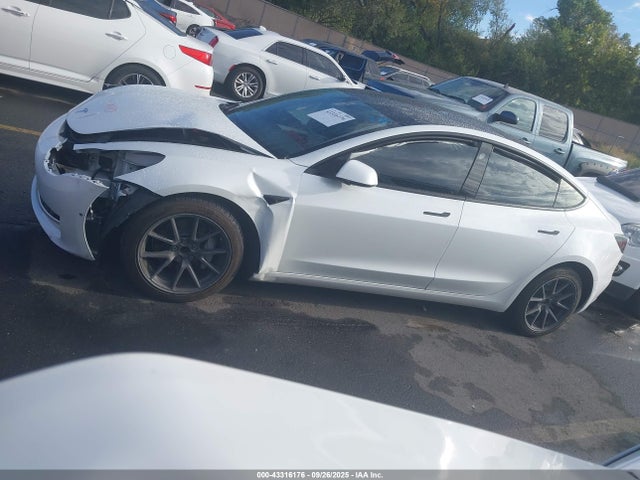 Продаж на аукціоні авто 2021 Tesla Model 3 Standard Range Plus Rear-wheel Drive, vin: 5YJ3E1EA8MF045667, номер лоту: 43316176