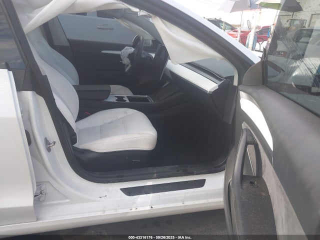 Продаж на аукціоні авто 2021 Tesla Model 3 Standard Range Plus Rear-wheel Drive, vin: 5YJ3E1EA8MF045667, номер лоту: 43316176