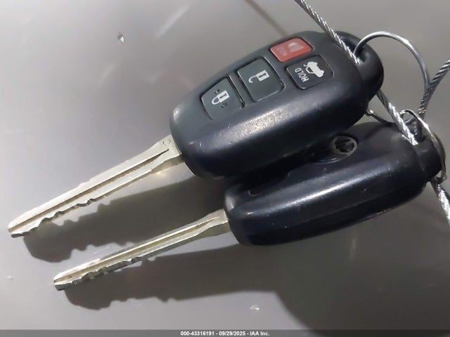 Toyota 2ar-fe 2014 4T4BF1FK1ER435990 Image 11