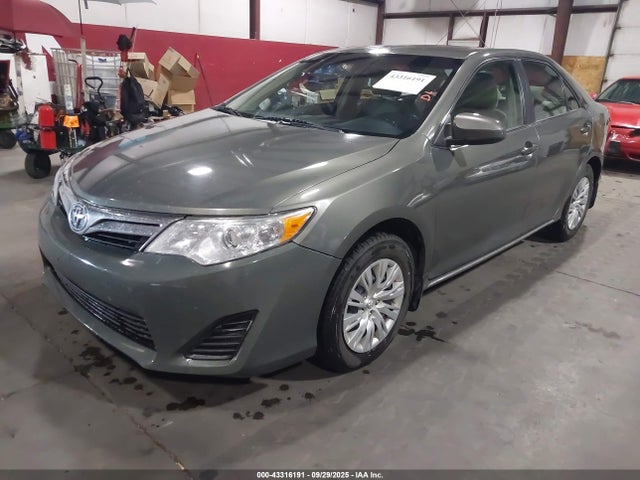 Toyota 2ar-fe 2014 4T4BF1FK1ER435990 Image 2