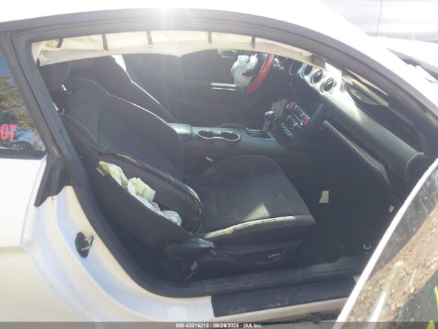 2019 FORD MUSTANG 1FA6P8TH8K5182578 Photo 4