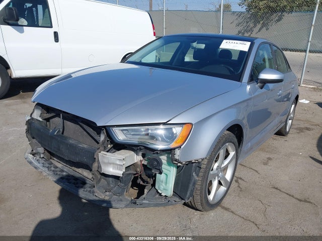 Audi A3 2016 WAUB8GFF0G1082366 Image 2