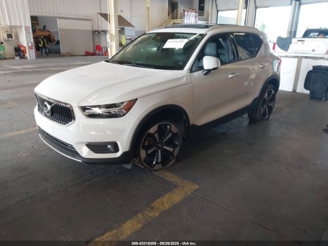 2020 VOLVO XC40 YV4162UK4L2275919 Photo 1
