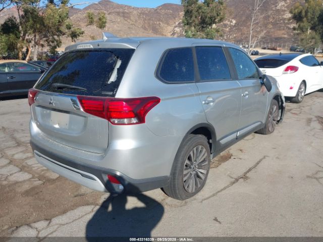 2020 MITSUBISHI OUTLANDER JA4AZ3A39LZ026871 Photo 3