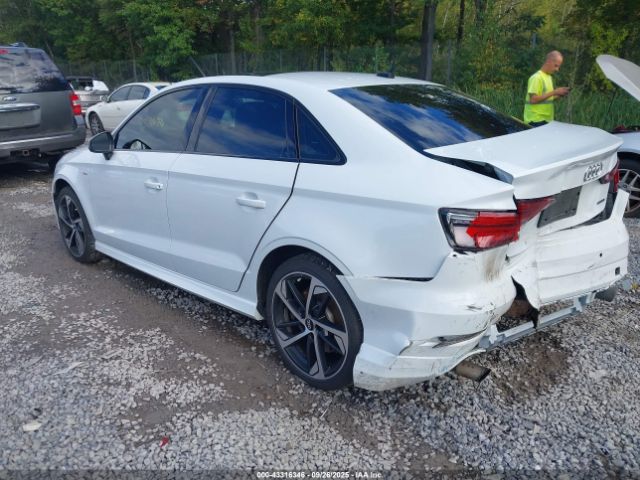 2020 AUDI A3 WAUBEGFF3LA105707 Photo 2