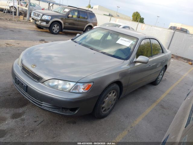 1997 LEXUS ES 300 JT8BF22G1V0030157 Photo 1